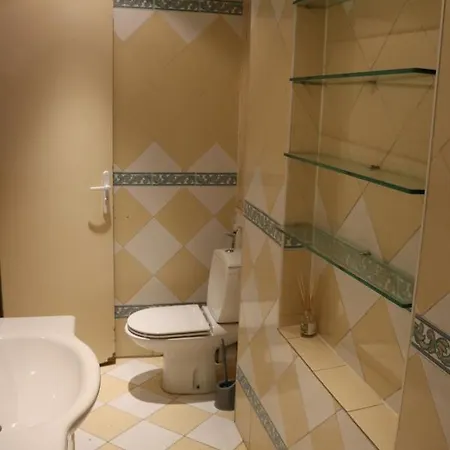 Cozy Studio 37 M Ideal For 2 With Garden